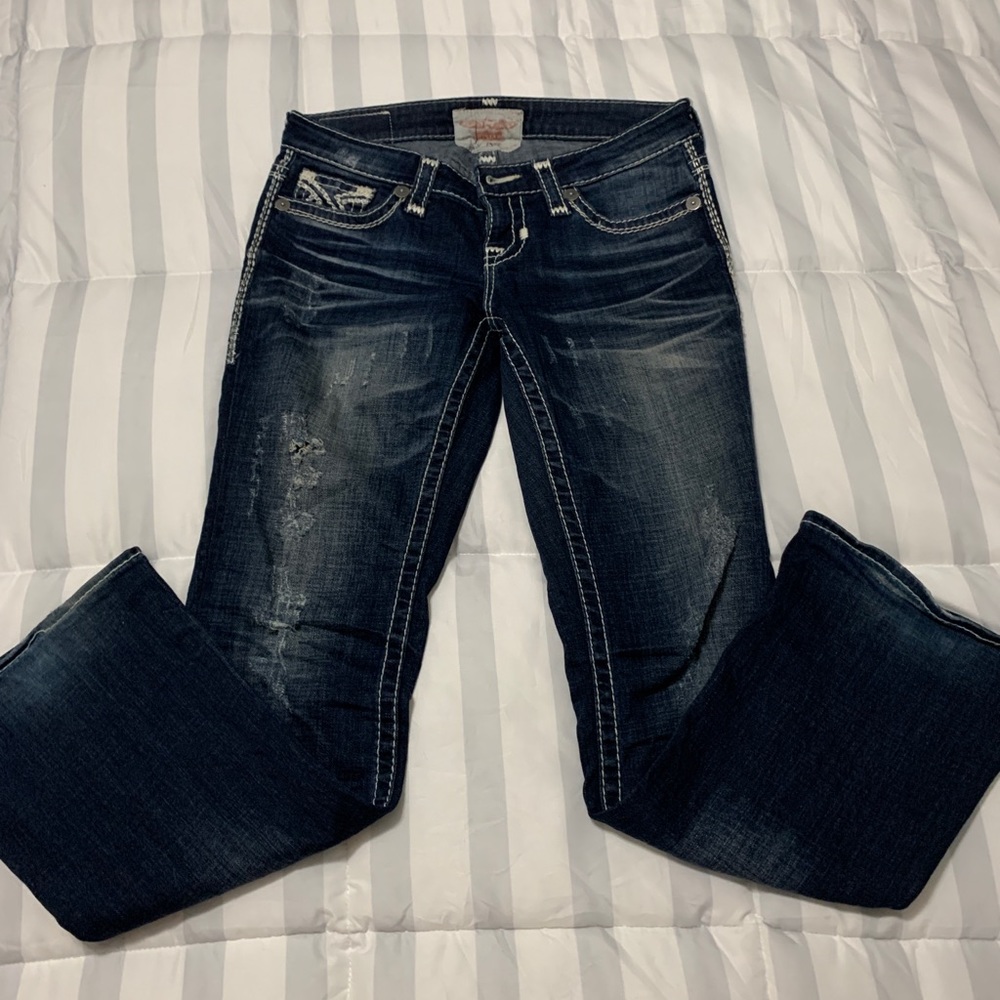 ❌ SOLD ❌ Big Star distressed jeans